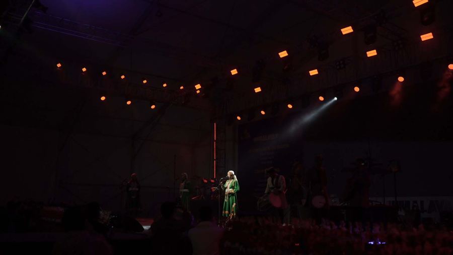 Shweta Mahara performance